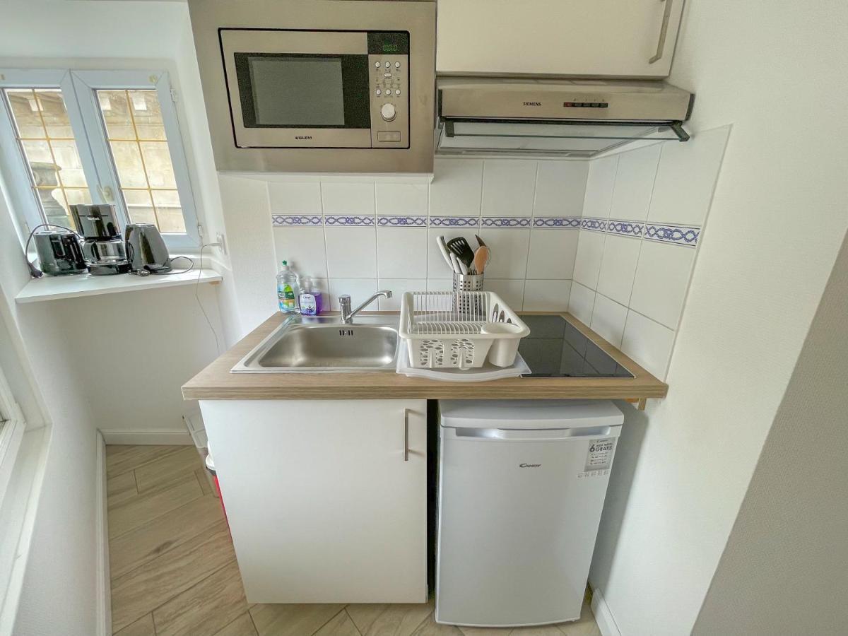 Studio Renove Avec Terrasse Et Vue Unique ! Caen Exterior foto